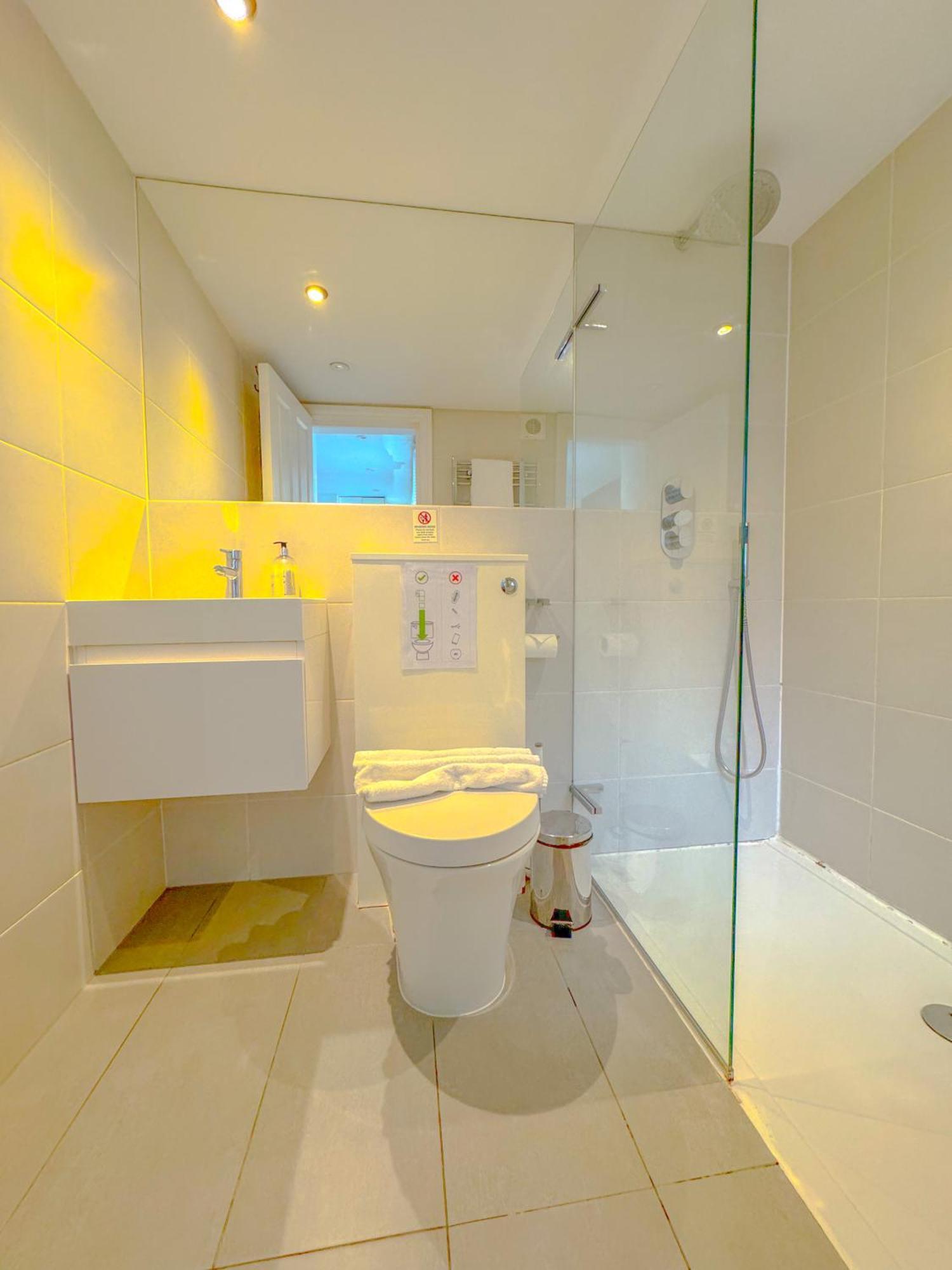 Pass The Keys Stylish 1 Bed Soho Flat *